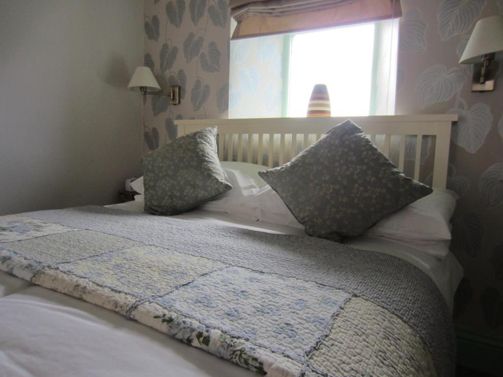 Bolton Arms Hotel Redmire Szoba fotó